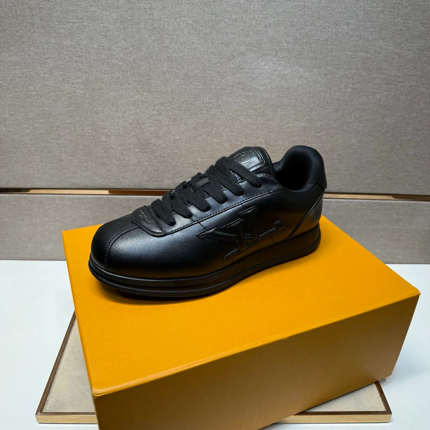 Men's men's shoes 💰pp560 [LV～] Men's casual shoes 2025z cabinet sales simultaneously 🔶Size: 38-44 #️⃣ 🔷5 colors🔜The upper is made of multi-material splicing➕Mesh lining, comfortable and breathable, sole: original comfortable and wear-resistant outsole, ⚠️real thing📱photographed🎬real thing is better📢📢📢